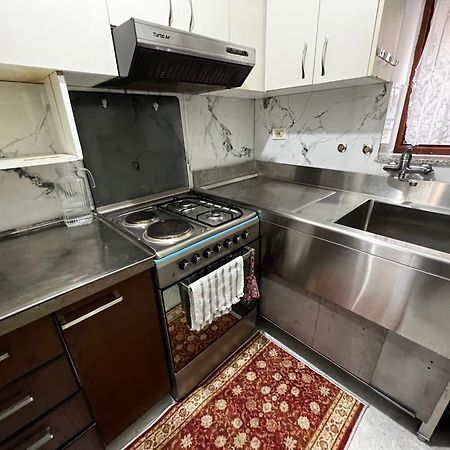 Boulevard Apartment Tirana Eksteriør billede