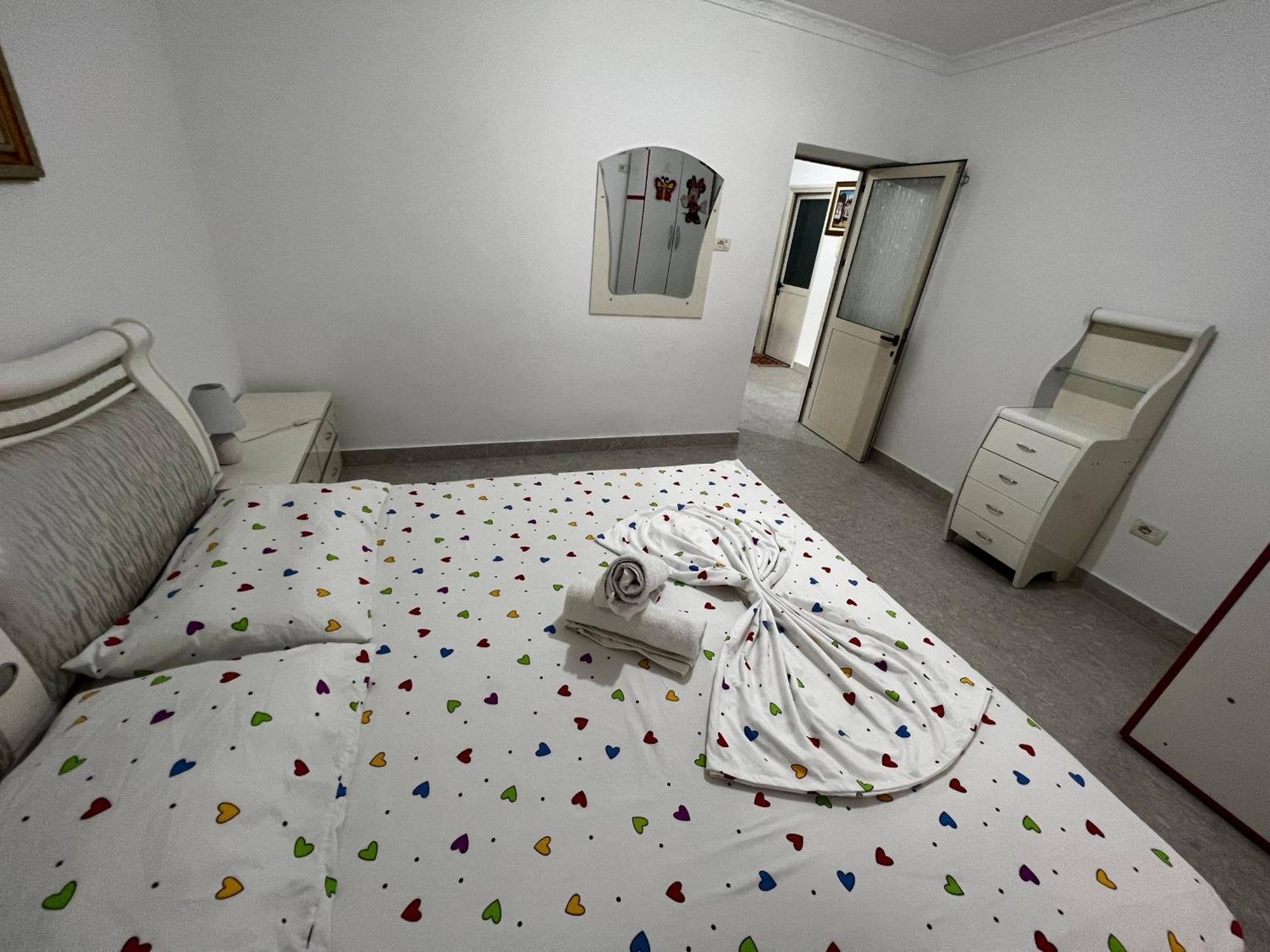 Boulevard Apartment Tirana Eksteriør billede