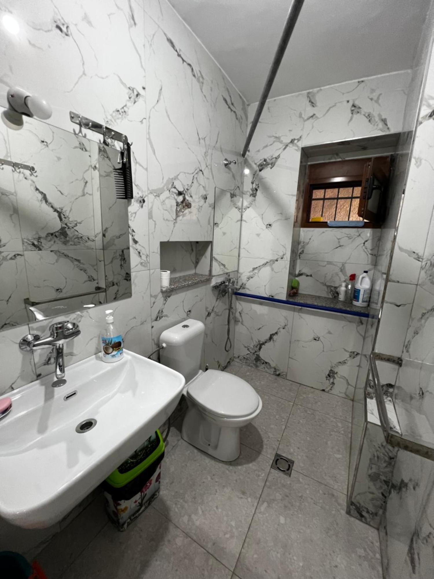 Boulevard Apartment Tirana Eksteriør billede